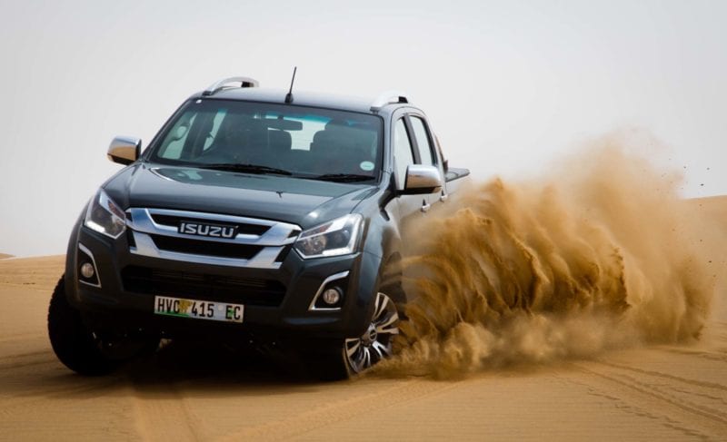 Ford Ranger 2.2 vs ISUZU KB 300